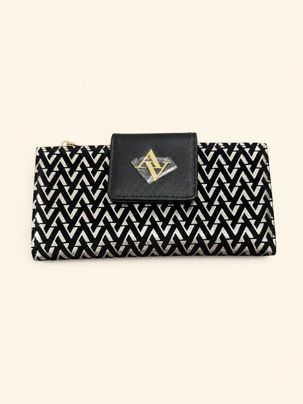 Adrienne Vittadini Black and White Patterned Wallet